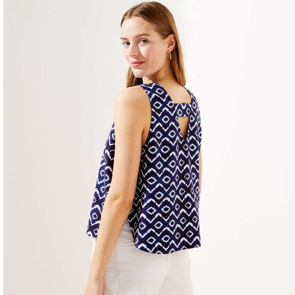 Batik Bar Back Cropped Shell